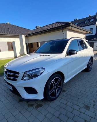Mercedes-Benz GLE cena 195300 przebieg: 124800, rok produkcji 2016 z Warszawa małe 407